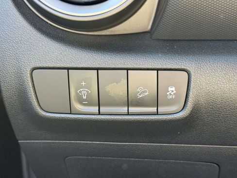 Certified 2023 Hyundai Kona SEL AWD/4WD image 20