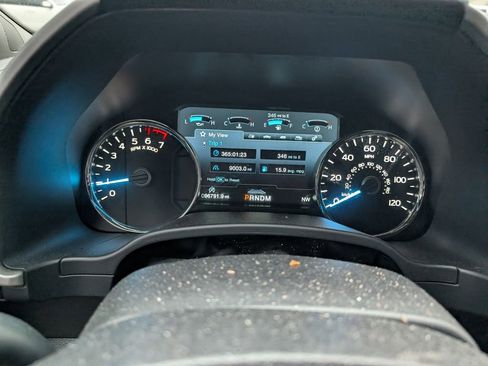 Used 2019 Ford F150 Lariat w/ Equipment Group 502A Luxury image 14