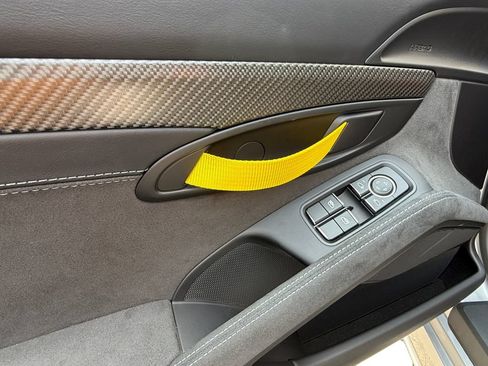 Used 2025 Porsche 718 Boxster Spyder RS RWD image 11