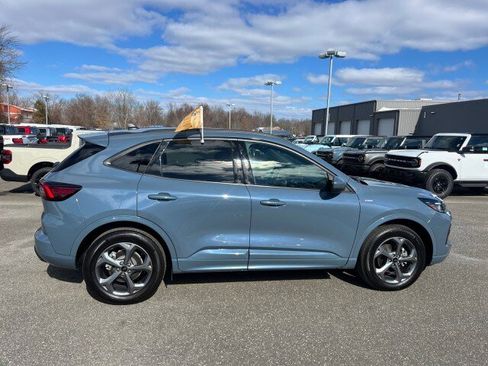 Used 2024 Ford Escape ST-Line Select image 6