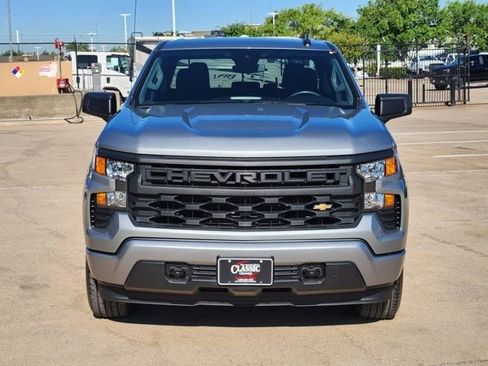 Used 2025 Chevrolet Silverado 1500 Custom image 11