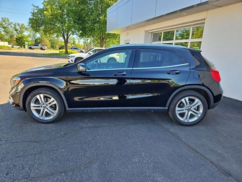 Certified 2018 Mercedes-Benz GLA 250 4MATIC image 2