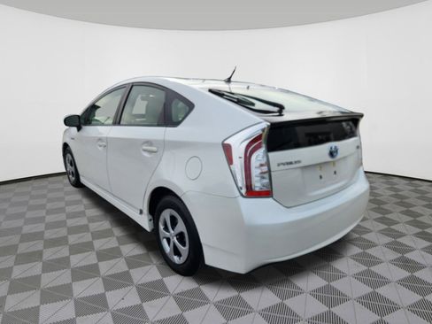 Used 2014 Toyota Prius Two image 3