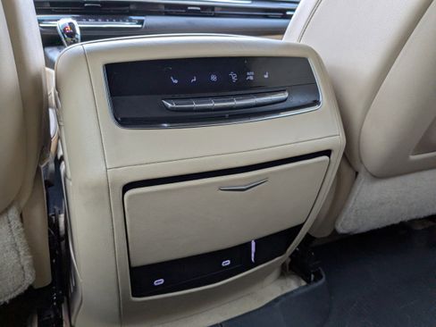 Used 2023 Cadillac Escalade Premium Luxury image 16