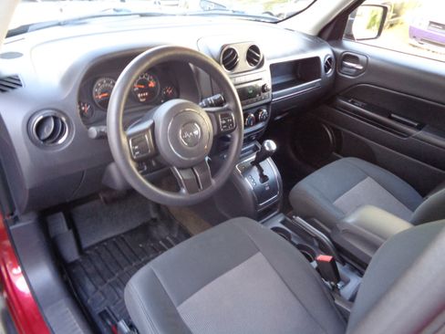 Used 2014 Jeep Patriot Sport w/ Power Value Group image 2