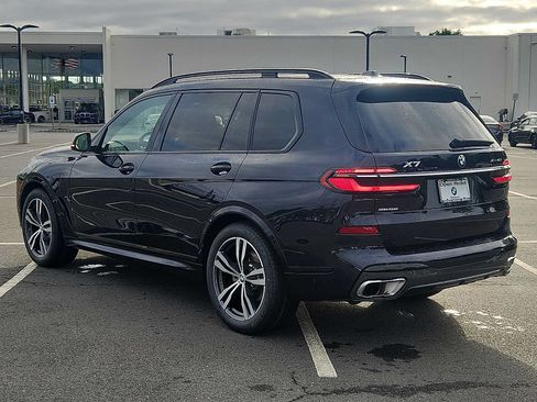 Certified 2024 BMW X7 xDrive40i w/ M Sport Package AWD/4WD image 4