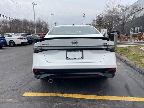 New 2026 Nissan Sentra SR w/ Floor Mat Package image 5