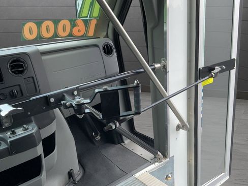 Used 2011 Ford E-350 and Econoline 350 Super Duty w/ Shuttle Bus Prep Pkg image 10