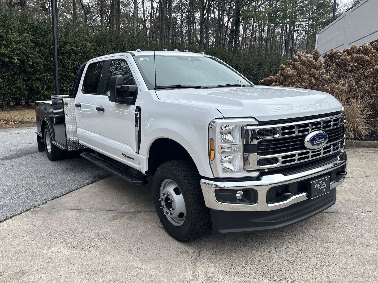 New 2026 Ford F350 XL w/ XL Chrome Package AWD/4WD image 1