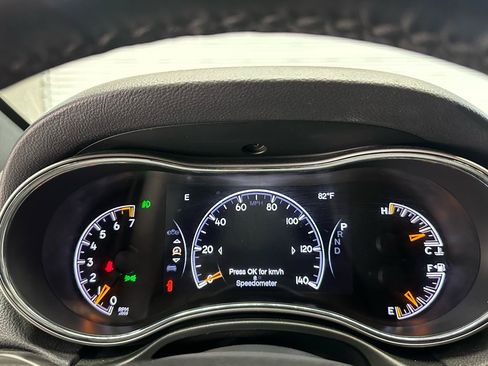 Used 2021 Jeep Grand Cherokee Laredo X RWD image 19