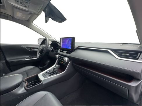 Used 2023 Toyota RAV4 Limited AWD/4WD image 30