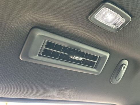 Used 2025 Cadillac Escalade Sport image 21