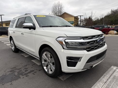 Used 2024 Ford Expedition Max Platinum image 3