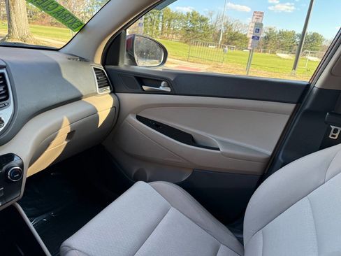 Used 2018 Hyundai Tucson Sport image 13