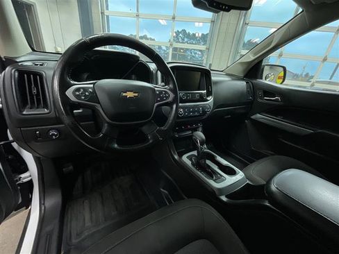 Used 2022 Chevrolet Colorado LT w/ Fleet Safety Package RWD image 13