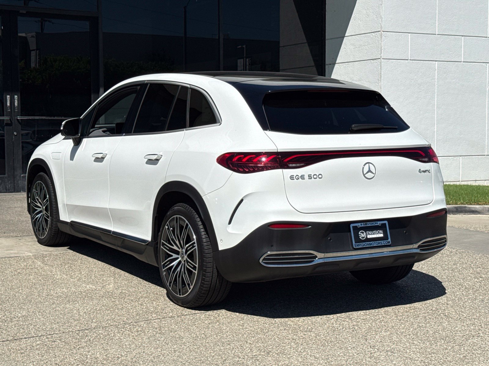 Used 2023 Mercedes-Benz EQE 500 4MATIC SUV image 10