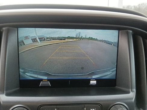 Used 2022 GMC Canyon AT4 w/ Trailering Package image 23