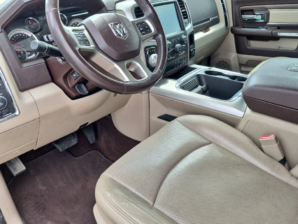 Used 2017 RAM 1500 Laramie w/ Convenience Group AWD/4WD image 10