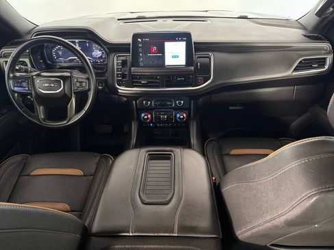 Used 2023 GMC Yukon XL AT4 w/ AT4 Premium Plus Package AWD/4WD image 26