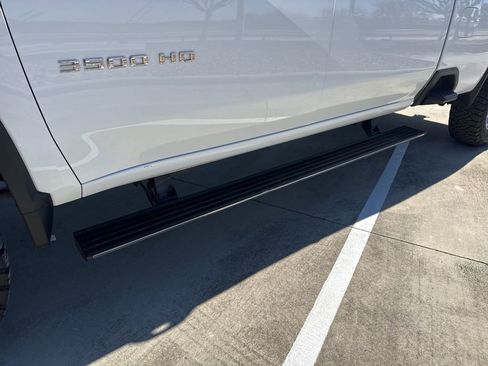 Used 2022 Chevrolet Silverado 3500 High Country w/ Z71 Off-Road Package image 6