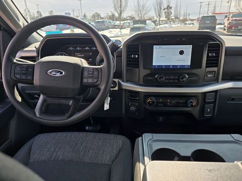 Used 2022 Ford F150 XLT image 16