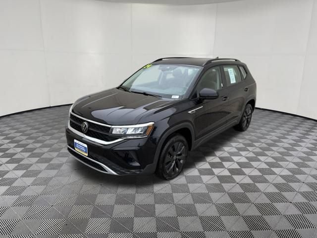 Used 2024 Volkswagen Taos S FWD image 11