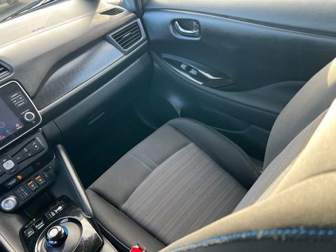 Used 2023 Nissan Leaf SV Plus image 15
