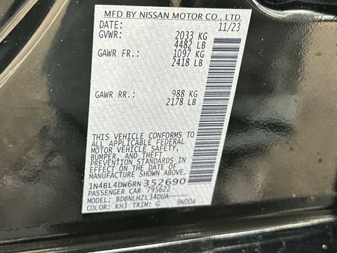 Used 2024 Nissan Altima 2.5 SV AWD/4WD image 35