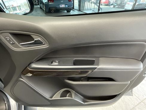 Used 2022 GMC Canyon Elevation image 8