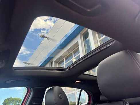 Used 2019 Mercedes-Benz GLA 250 4MATIC image 7