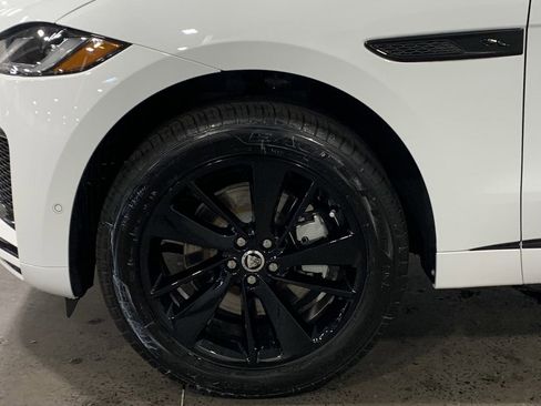 Used 2025 Jaguar F-PACE R-Dynamic S image 10