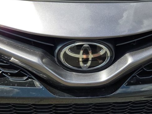 Used 2024 Toyota Camry SE w/ Convenience Package FWD image 4