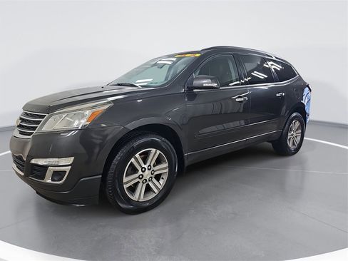 Used 2017 Chevrolet Traverse LT image 9