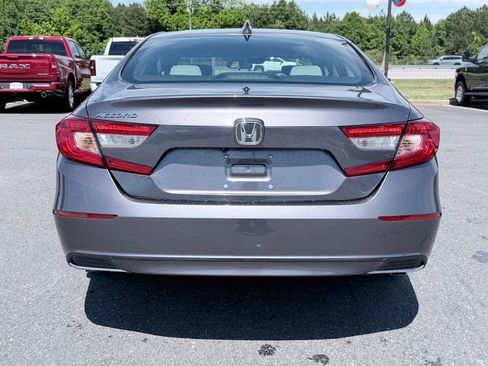 Used 2018 Honda Accord LX image 8