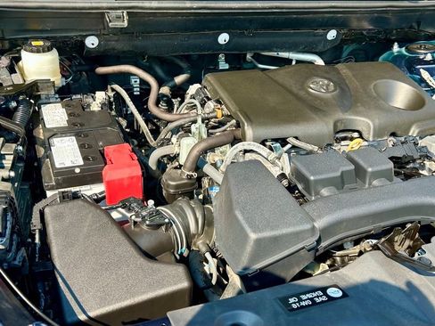 Certified 2025 Toyota RAV4 XLE AWD/4WD image 25
