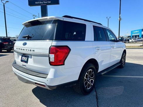 Used 2024 Ford Expedition XLT image 7