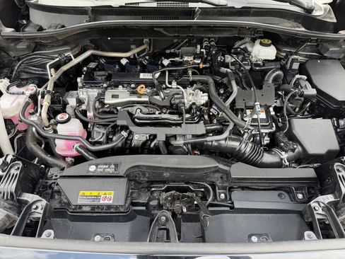 Used 2024 Toyota Corolla Cross XSE w/ Convenience Package image 32