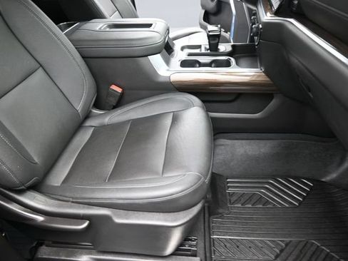 Used 2022 Chevrolet Silverado 1500 LT Trail Boss w/ LT Trail Boss Premium Package image 24