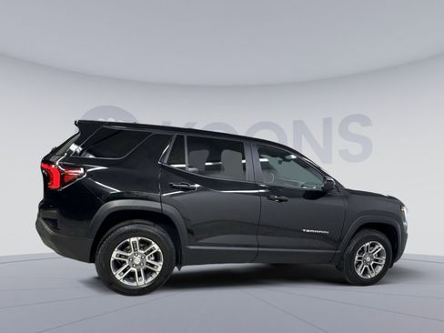 Used 2025 GMC Terrain Elevation FWD image 21
