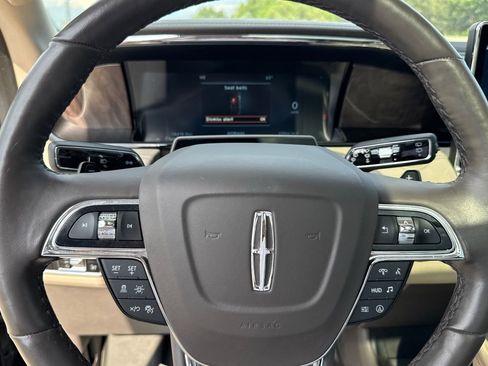 Used 2024 Lincoln Navigator Reserve AWD/4WD image 34