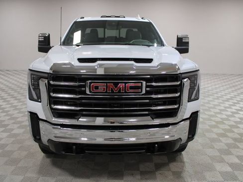 New 2026 GMC Sierra 2500 SLT w/ SLT Premium Package image 6