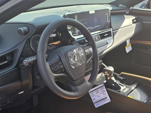 New 2025 Lexus ES 350 w/ Premium Package image 12