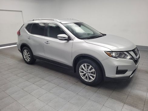 Used 2020 Nissan Rogue SV FWD image 11
