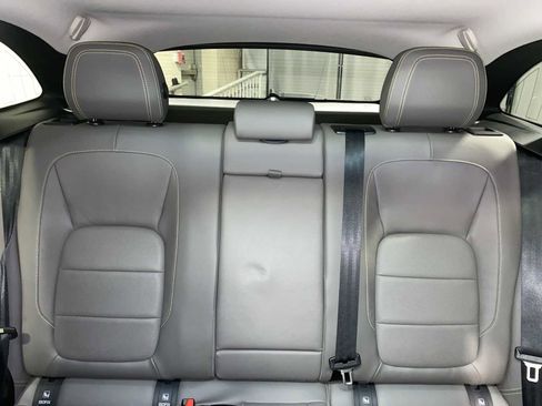 Used 2017 Jaguar F-PACE R-Sport image 22