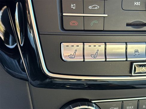 Used 2019 Mercedes-Benz GLS 550 4MATIC image 33