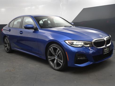 Used 2021 BMW 330e xDrive 330e xDrive Plug-In Hybrid w/ M Sport Package image 7