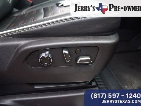 Used 2024 GMC Sierra 2500 AT4X image 26