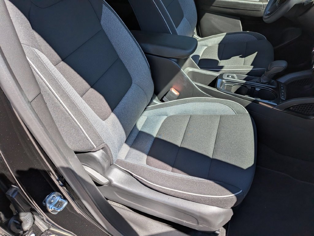 Used 2025 Chevrolet TrailBlazer LS w/ LS Convenience Package AWD/4WD image 25