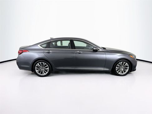 Used 2016 Hyundai Genesis 3.8 image 5