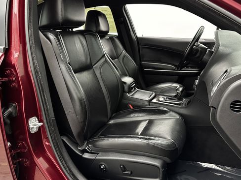 Used 2021 Dodge Charger SXT w/ Leather Interior Group image 38